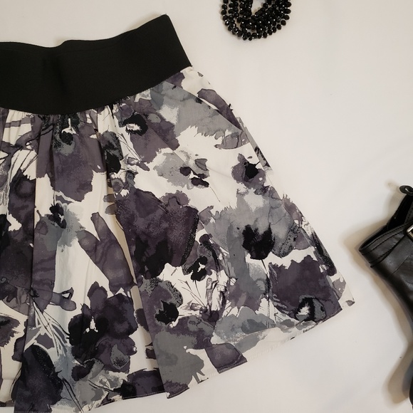 Express Design Studio Skirt - Picture 8 of 8